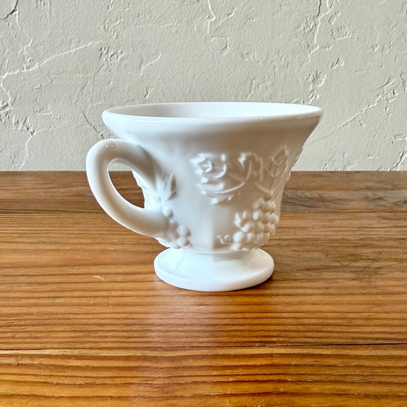 Vintage Indiana Glass Milk Glass Punch Cup – Grape and Leaf Pattern - Picture 10 of 12